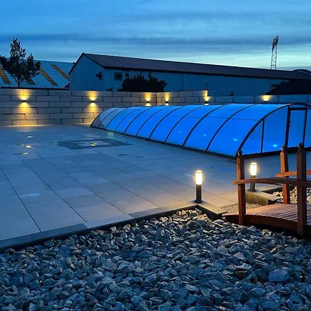 Natur- Und Aktivresort Senftenberg Chalé *