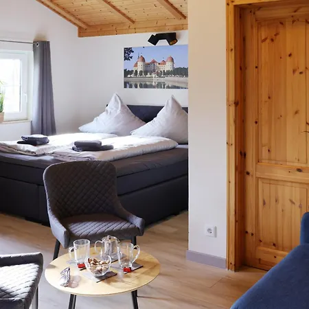 Natur- Und Aktivresort Senftenberg 木屋